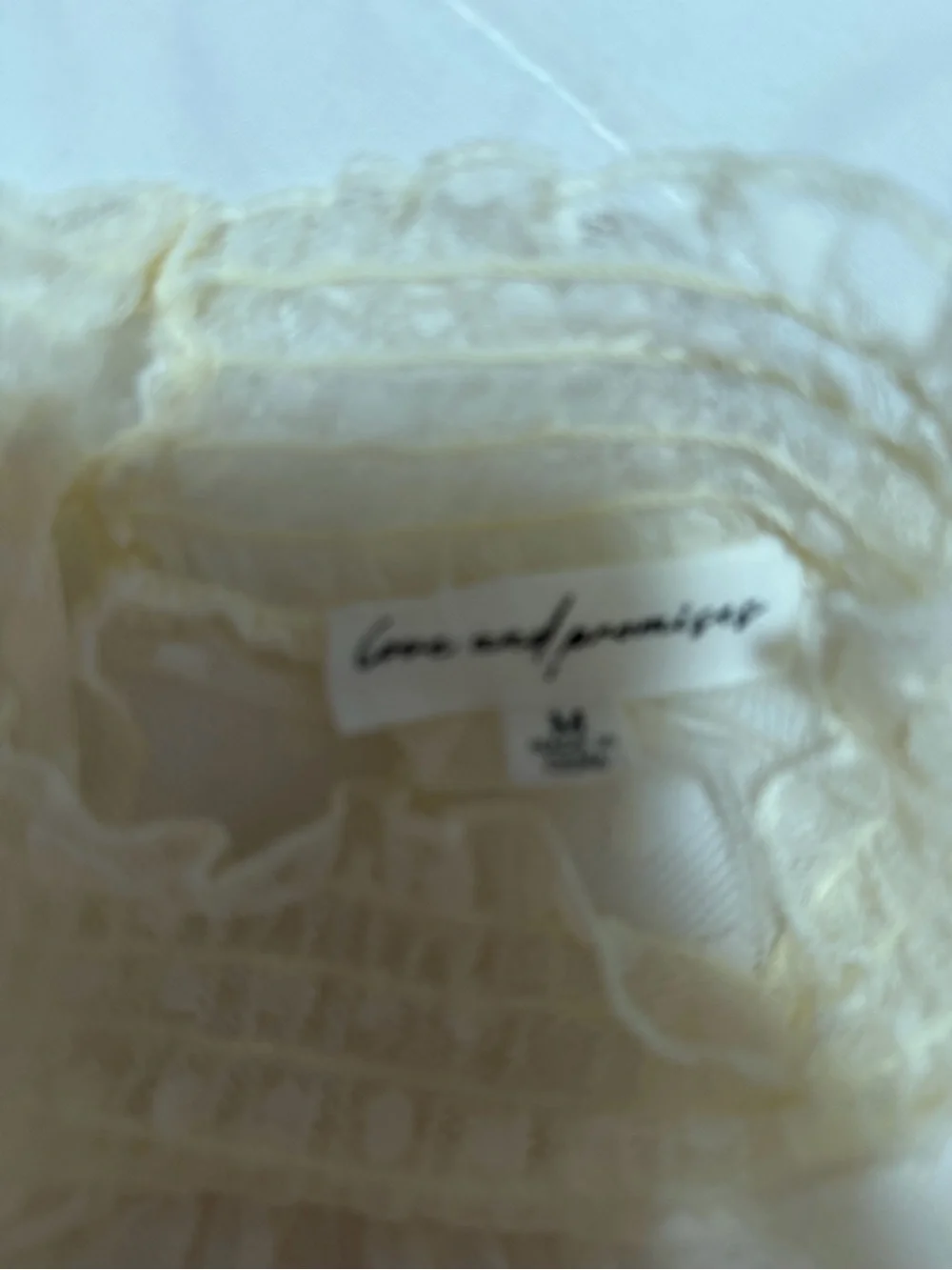 Source Unknown Cream Lace Mock-Neck Blouse